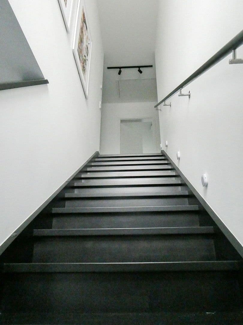 Prenájom domu 167 m², pozemek 1.730 m², Waldkappel, Hesensko Prenájom domu 167 m², pozemek 1.730 m², Waldkappel, Hesensko