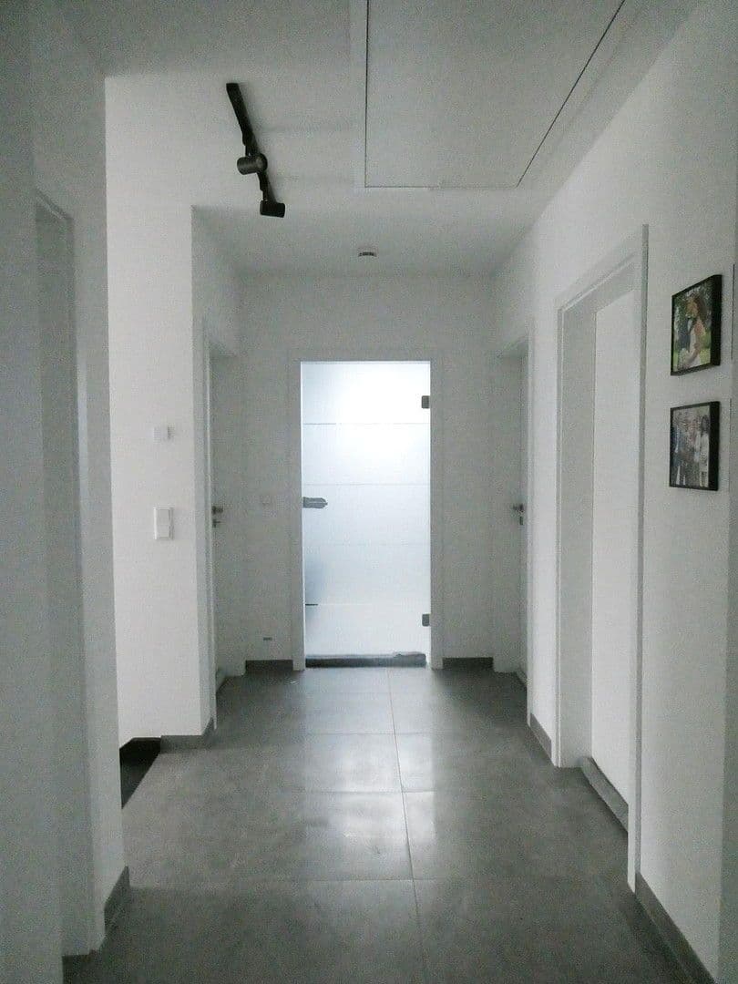 Prenájom domu 167 m², pozemek 1.730 m², Waldkappel, Hesensko Prenájom domu 167 m², pozemek 1.730 m², Waldkappel, Hesensko