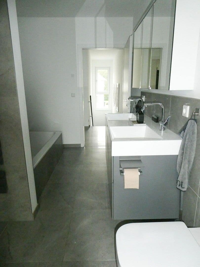 Prenájom domu 167 m², pozemek 1.730 m², Waldkappel, Hesensko Prenájom domu 167 m², pozemek 1.730 m², Waldkappel, Hesensko