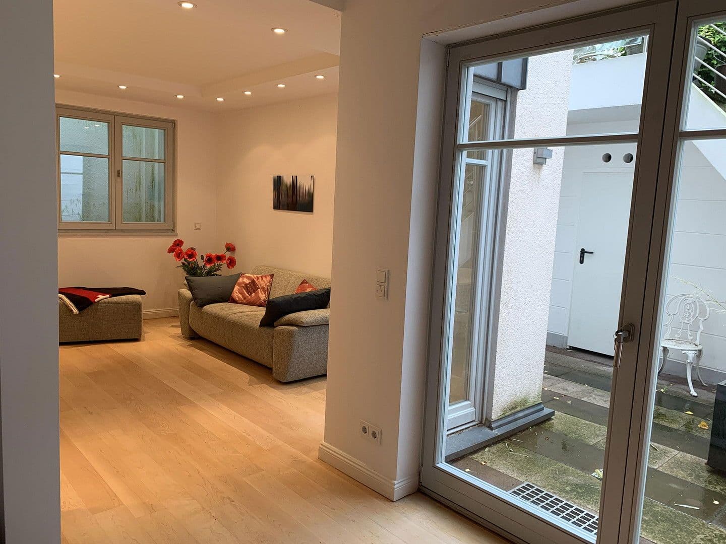 Prenájom bytu 1-izbový 65 m², Köln, Severné Porýnie - Westfálsko Prenájom bytu 1-izbový 65 m², Köln, Severné Porýnie - Westfálsko