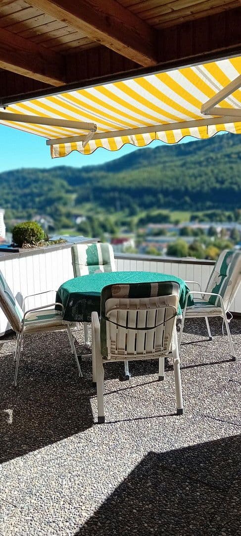 Predaj domu 185 m², pozemek 354 m², Albstadt, Bádensko-Wurttembersko Predaj domu 185 m², pozemek 354 m², Albstadt, Bádensko-Wurttembersko