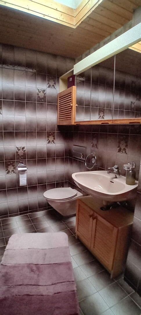 Predaj domu 185 m², pozemek 354 m², Albstadt, Bádensko-Wurttembersko Predaj domu 185 m², pozemek 354 m², Albstadt, Bádensko-Wurttembersko