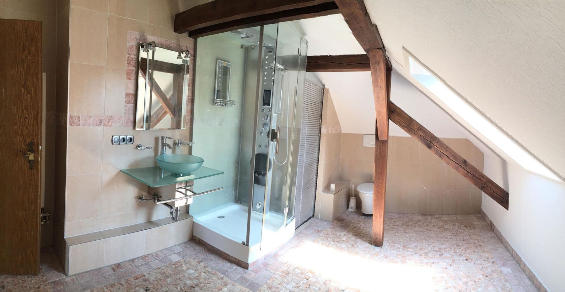 Predaj domu 539 m², pozemek 473 m², Regensburg, Bavorsko Predaj domu 539 m², pozemek 473 m², Regensburg, Bavorsko