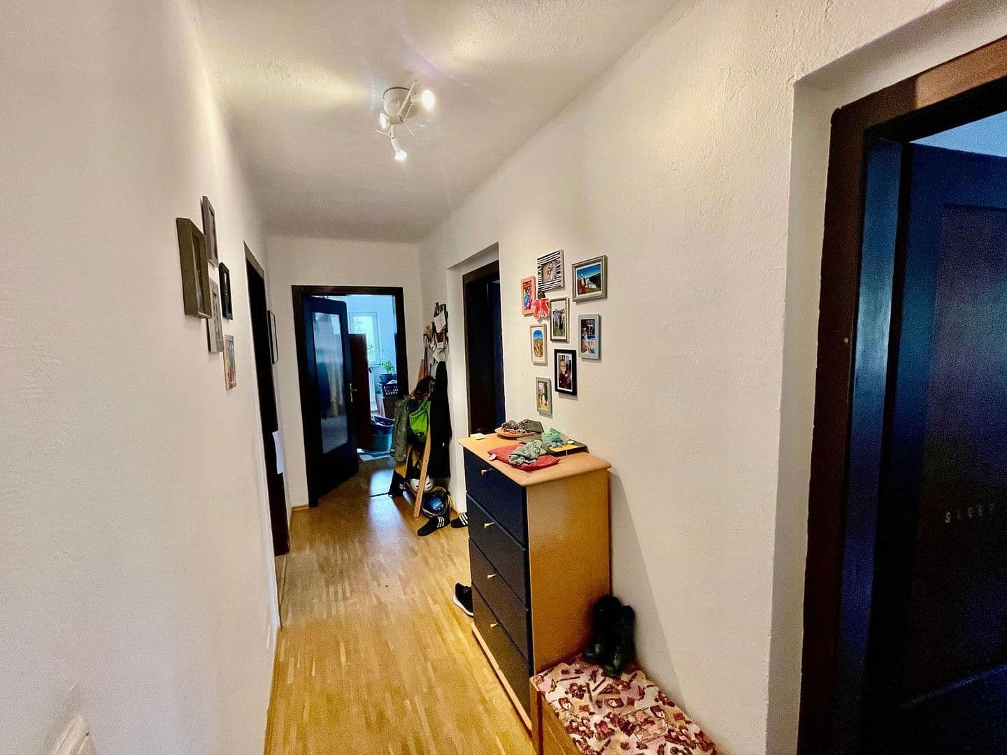 Predaj domu 539 m², pozemek 473 m², Regensburg, Bavorsko Predaj domu 539 m², pozemek 473 m², Regensburg, Bavorsko