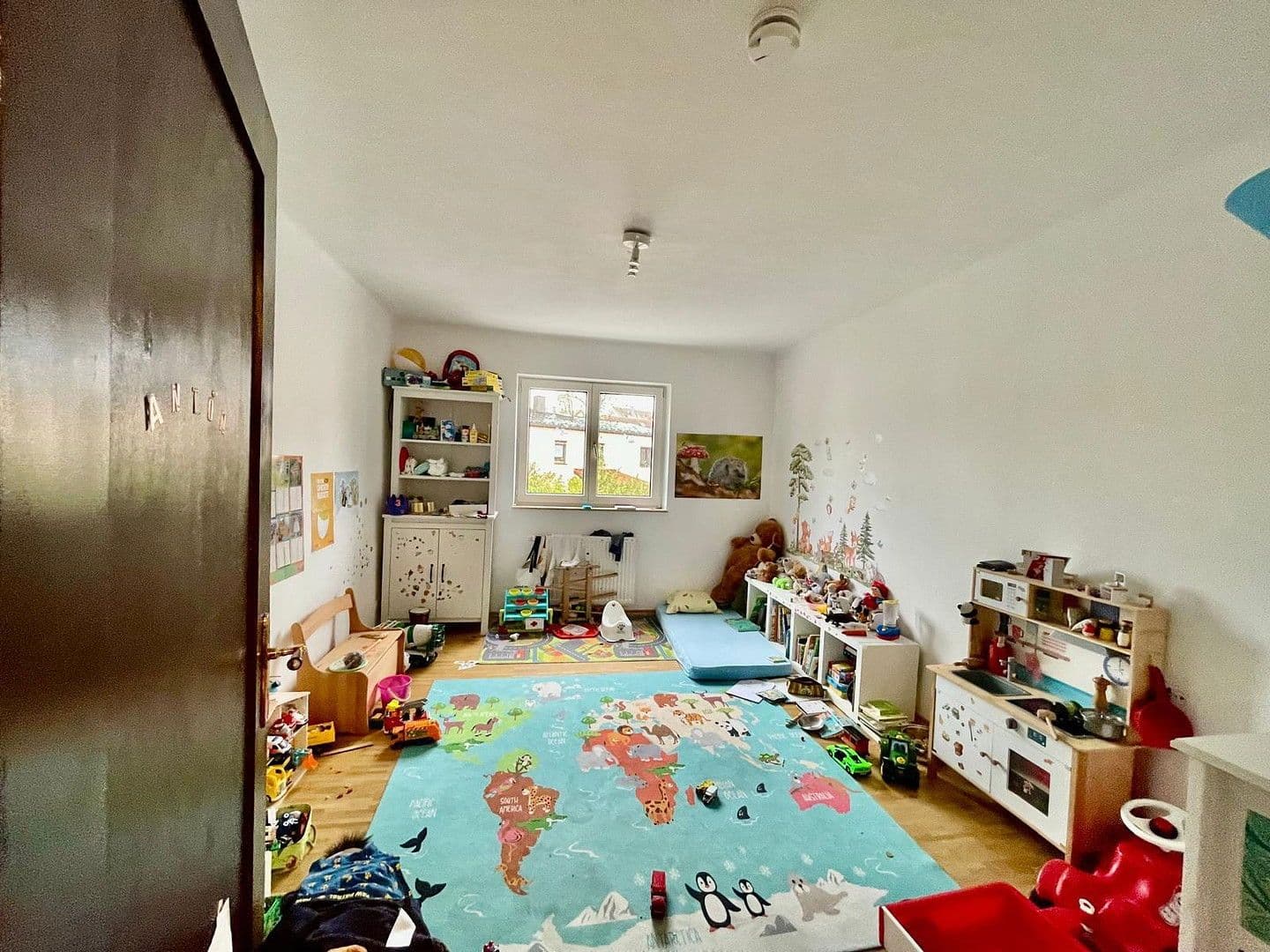 Predaj domu 539 m², pozemek 473 m², Regensburg, Bavorsko Predaj domu 539 m², pozemek 473 m², Regensburg, Bavorsko