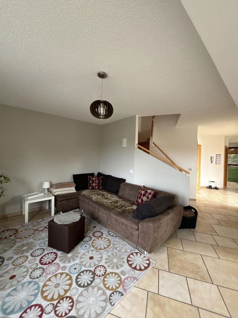 Predaj domu 232 m², pozemek 1.286 m², Tittmoning, Bavorsko Predaj domu 232 m², pozemek 1.286 m², Tittmoning, Bavorsko