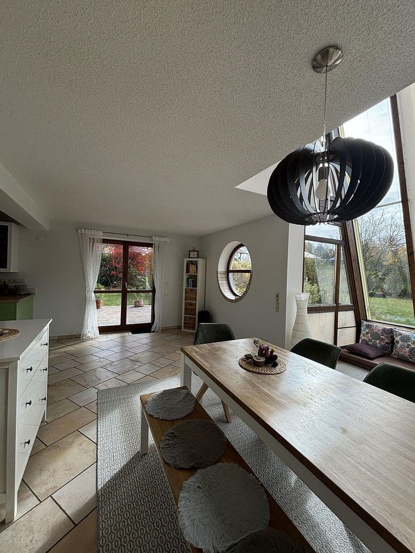 Predaj domu 232 m², pozemek 1.286 m², Tittmoning, Bavorsko Predaj domu 232 m², pozemek 1.286 m², Tittmoning, Bavorsko