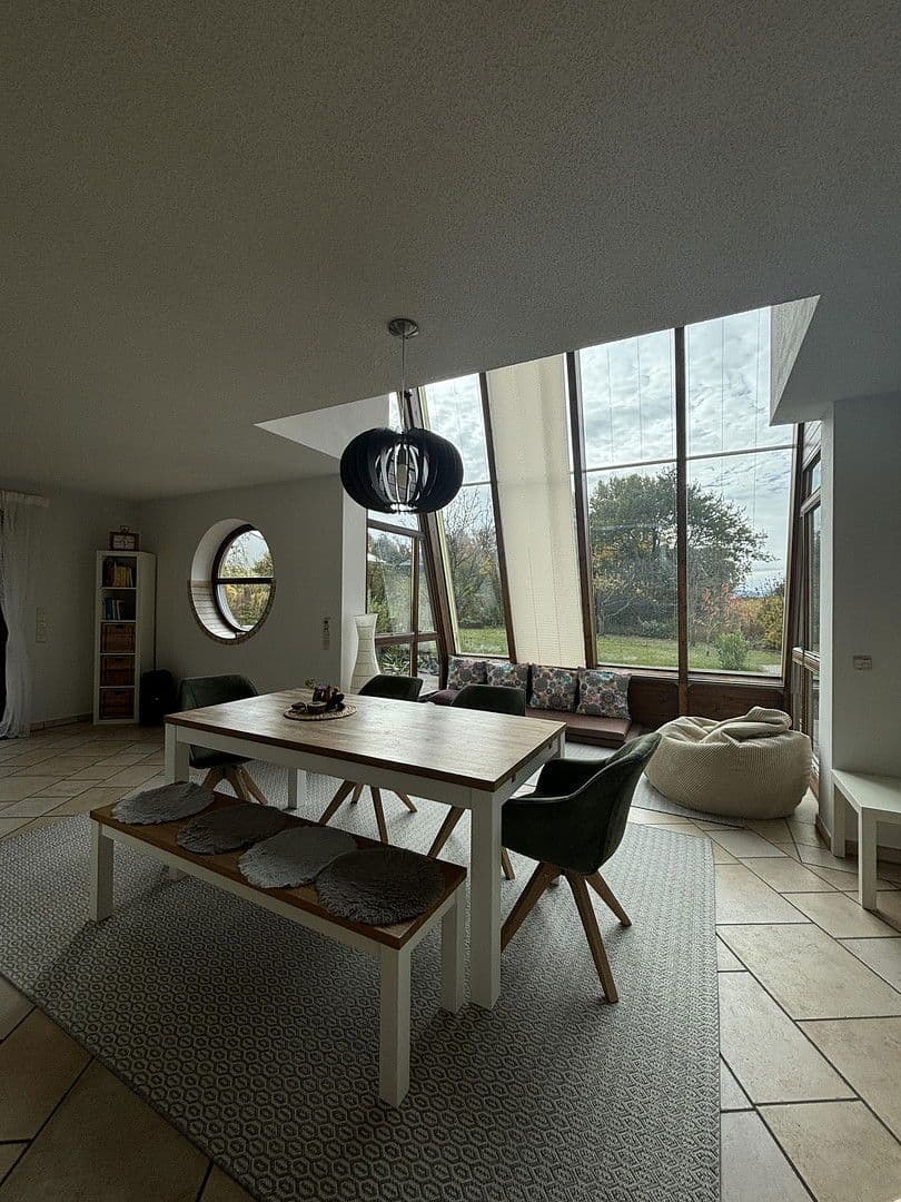 Predaj domu 232 m², pozemek 1.286 m², Tittmoning, Bavorsko Predaj domu 232 m², pozemek 1.286 m², Tittmoning, Bavorsko