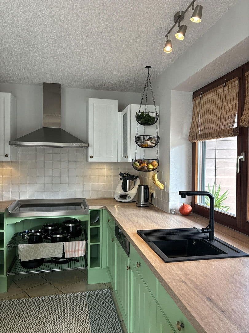 Predaj domu 232 m², pozemek 1.286 m², Tittmoning, Bavorsko Predaj domu 232 m², pozemek 1.286 m², Tittmoning, Bavorsko