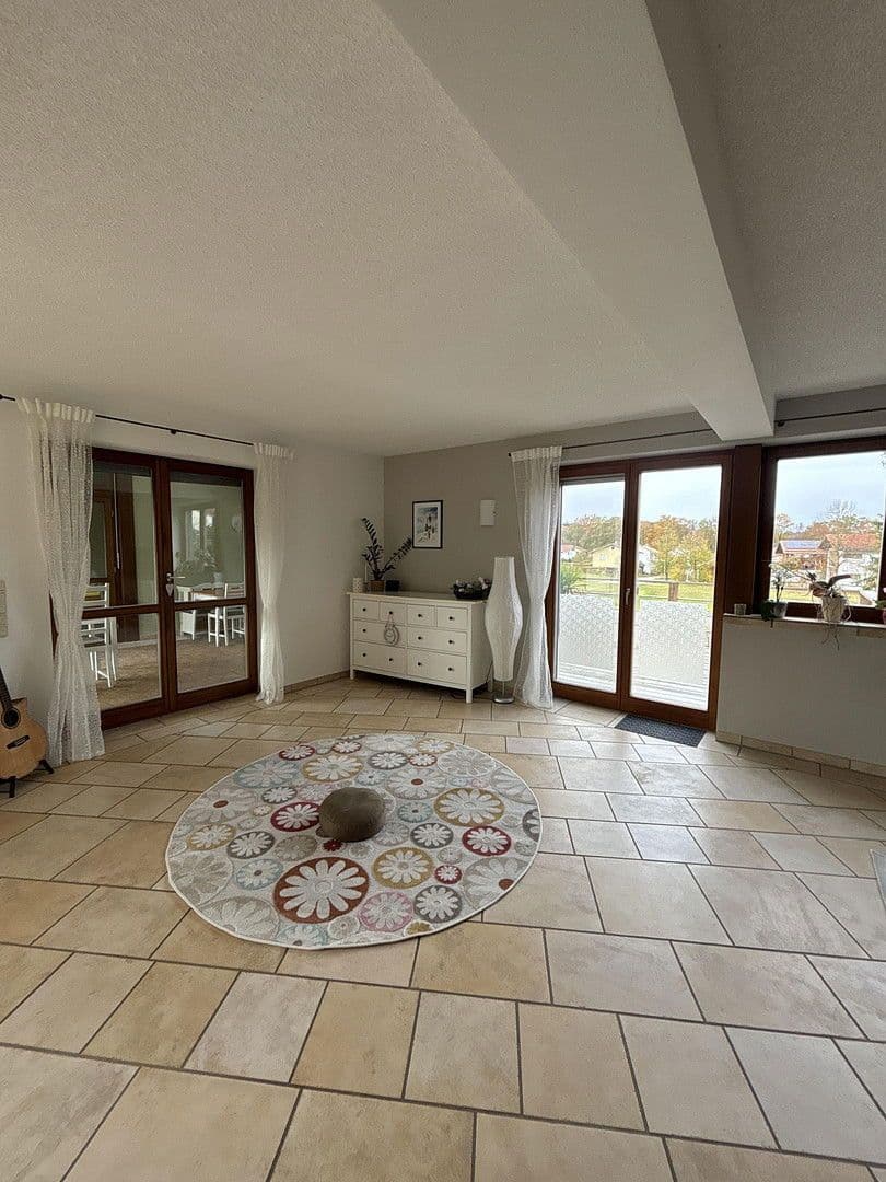 Predaj domu 232 m², pozemek 1.286 m², Tittmoning, Bavorsko Predaj domu 232 m², pozemek 1.286 m², Tittmoning, Bavorsko