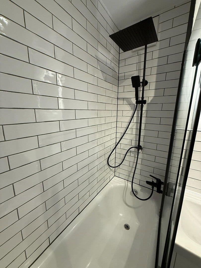 Prenájom bytu 2-izbový 60 m², Gustav-Heinemann-Straße 109, Bremen, Brémy Prenájom bytu 2-izbový 60 m², Gustav-Heinemann-Straße 109, Bremen, Brémy