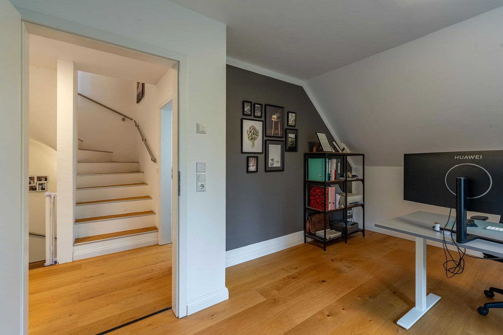 Predaj domu 117 m², pozemek 264 m², Kolberger Str., Stade, Dolné Sasko Predaj domu 117 m², pozemek 264 m², Kolberger Str., Stade, Dolné Sasko