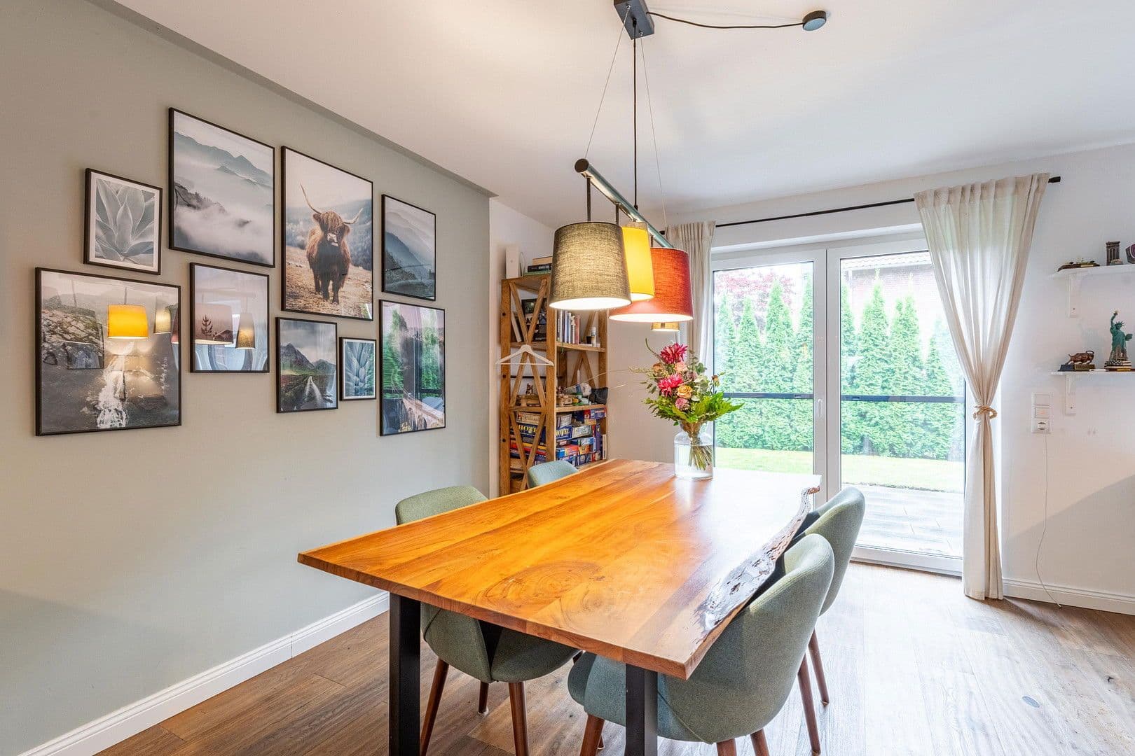 Predaj domu 117 m², pozemek 264 m², Kolberger Str., Stade, Dolné Sasko Predaj domu 117 m², pozemek 264 m², Kolberger Str., Stade, Dolné Sasko