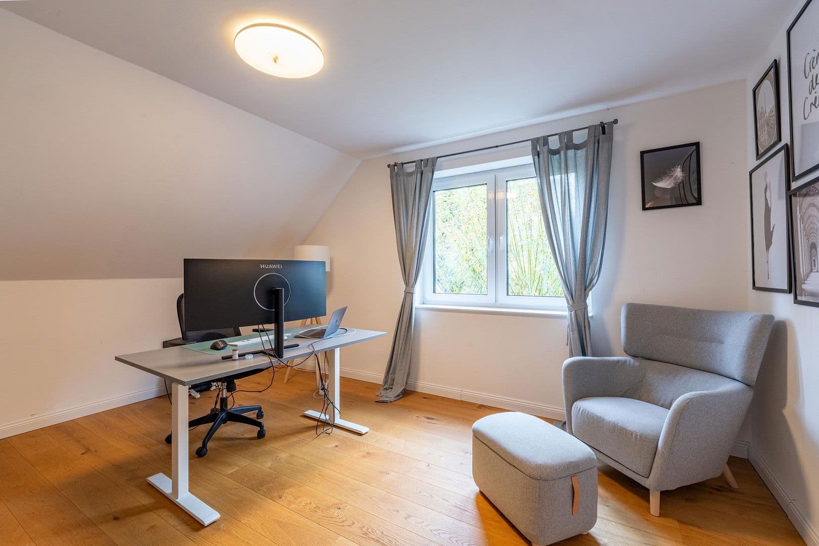 Predaj domu 117 m², pozemek 264 m², Kolberger Str., Stade, Dolné Sasko Predaj domu 117 m², pozemek 264 m², Kolberger Str., Stade, Dolné Sasko