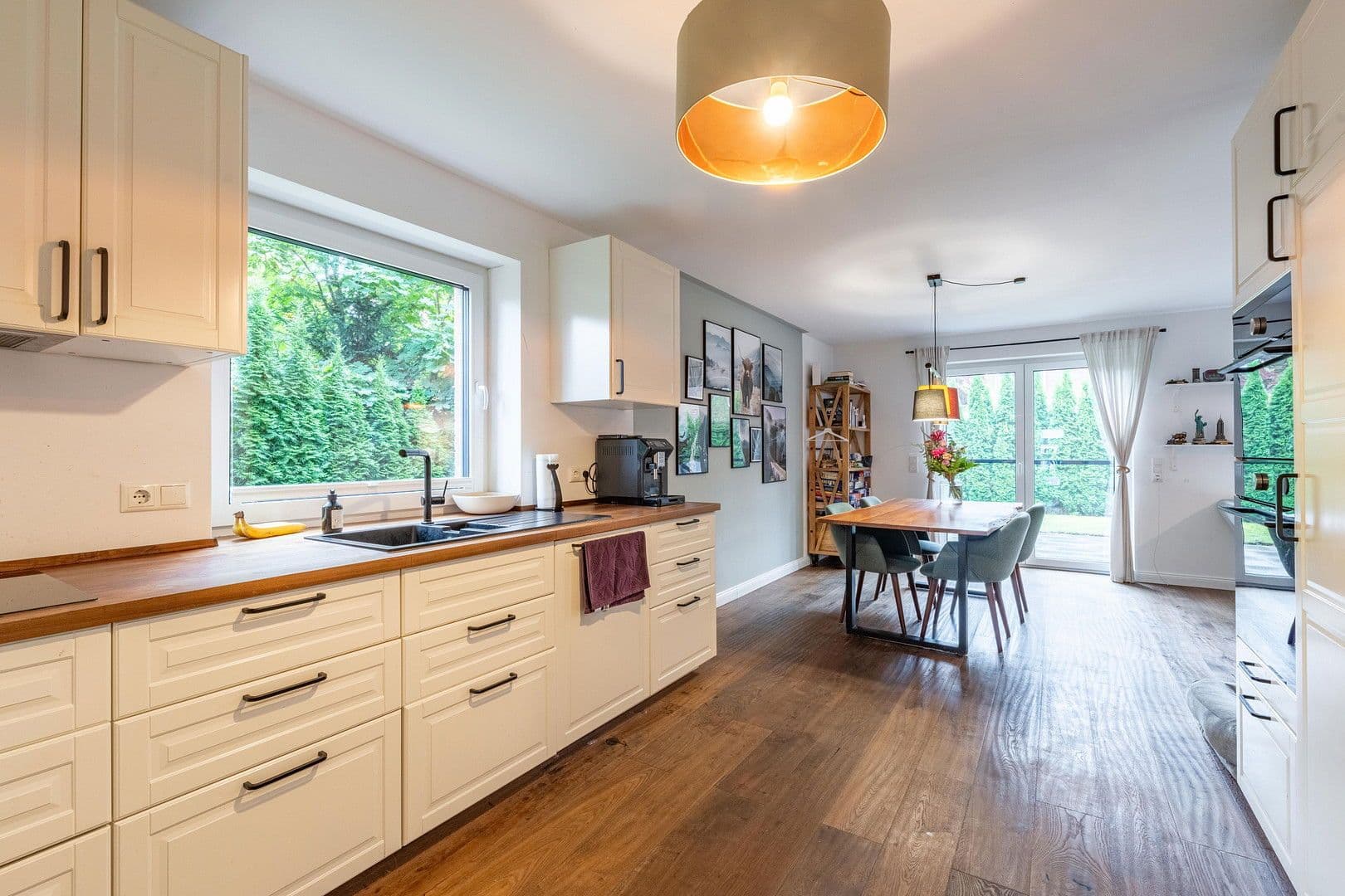 Predaj domu 117 m², pozemek 264 m², Kolberger Str., Stade, Dolné Sasko Predaj domu 117 m², pozemek 264 m², Kolberger Str., Stade, Dolné Sasko