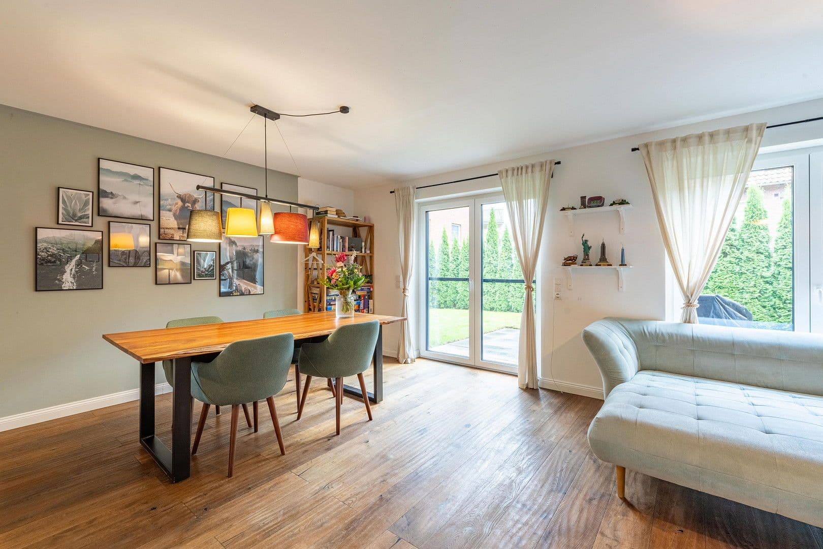 Predaj domu 117 m², pozemek 264 m², Kolberger Str., Stade, Dolné Sasko Predaj domu 117 m², pozemek 264 m², Kolberger Str., Stade, Dolné Sasko