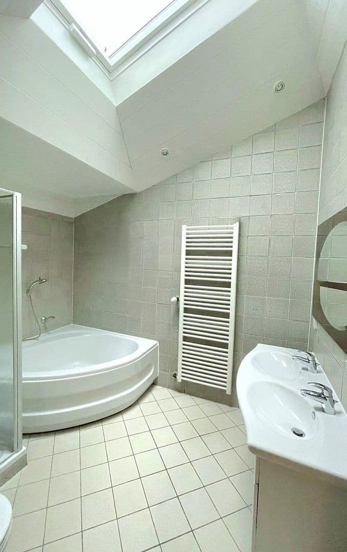 Predaj domu 185 m², pozemek 525 m², Vilshofen an der Donau, Bavorsko Predaj domu 185 m², pozemek 525 m², Vilshofen an der Donau, Bavorsko