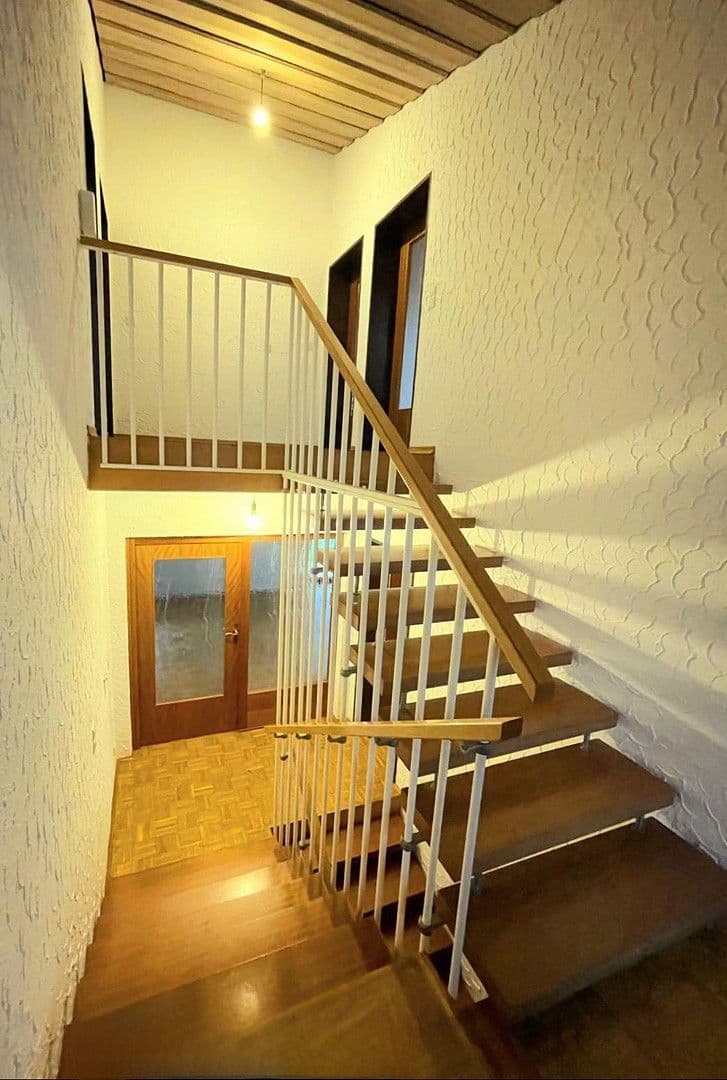 Predaj domu 185 m², pozemek 525 m², Vilshofen an der Donau, Bavorsko Predaj domu 185 m², pozemek 525 m², Vilshofen an der Donau, Bavorsko