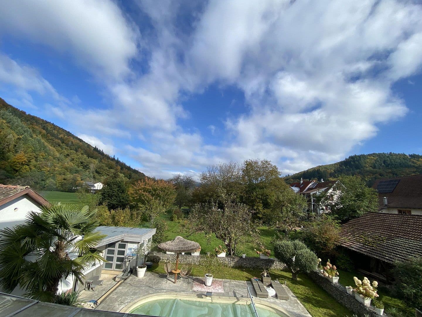 Predaj domu 220 m², pozemek 504 m², Schopfheim, Bádensko-Wurttembersko Predaj domu 220 m², pozemek 504 m², Schopfheim, Bádensko-Wurttembersko