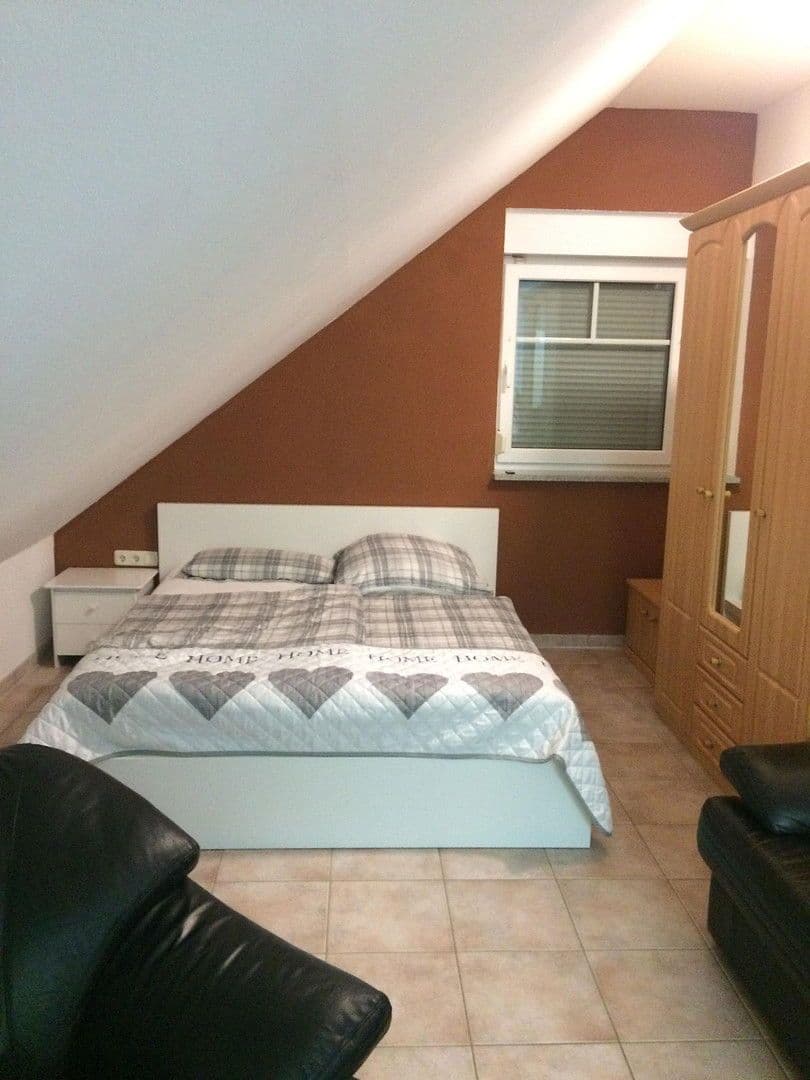 Predaj domu 180 m², pozemek 456 m², Von Uslar Weg 6 a, Sehnde, Dolné Sasko Predaj domu 180 m², pozemek 456 m², Von Uslar Weg 6 a, Sehnde, Dolné Sasko