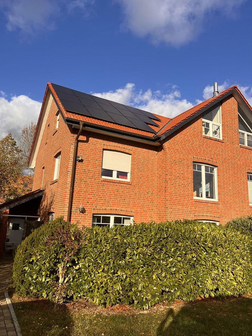 Predaj domu 180 m², pozemek 456 m², Von Uslar Weg 6 a, Sehnde, Dolné Sasko Predaj domu 180 m², pozemek 456 m², Von Uslar Weg 6 a, Sehnde, Dolné Sasko