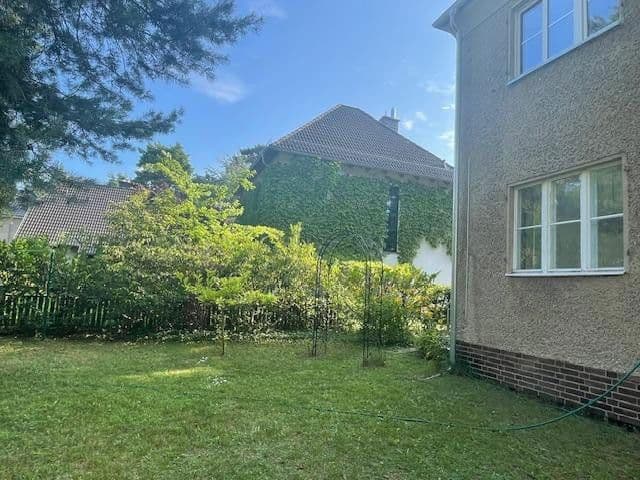 Predaj domu 90 m², pozemek 450 m², Berlin, Berlín Predaj domu 90 m², pozemek 450 m², Berlin, Berlín