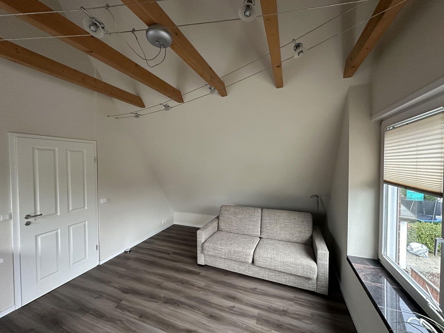 Predaj domu 109 m², pozemek 498 m², Flagentwiete 58, Pinneberg, Šlezvicko-Holštajnsko Predaj domu 109 m², pozemek 498 m², Flagentwiete 58, Pinneberg, Šlezvicko-Holštajnsko