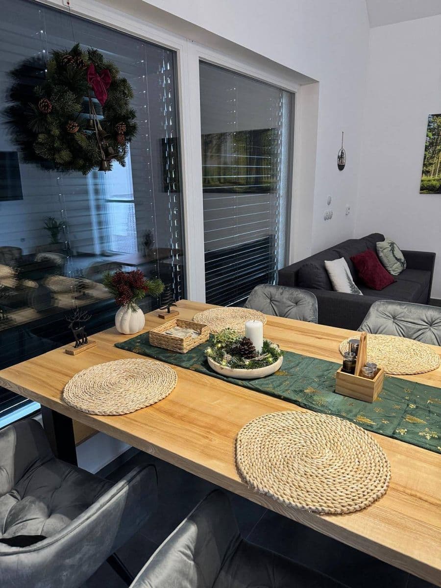 Prenájom rekreačného objektu, Uhlířská Lhota, Středočeský kraj Prenájom rekreačného objektu, Uhlířská Lhota, Středočeský kraj