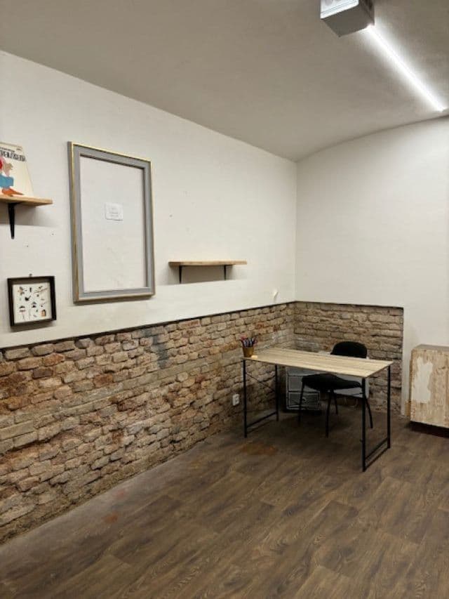 Prenájom nebytového priestoru 43 m², Schodová, Brno, Jihomoravský kraj Prenájom nebytového priestoru 43 m², Schodová, Brno, Jihomoravský kraj