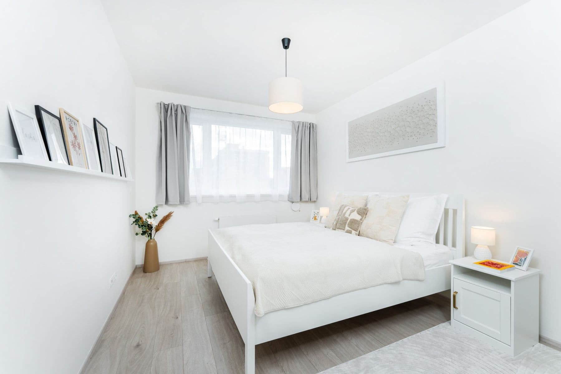 Prenájom bytu 53 m², V Háji, Praha, Praha Prenájom bytu 53 m², V Háji, Praha, Praha