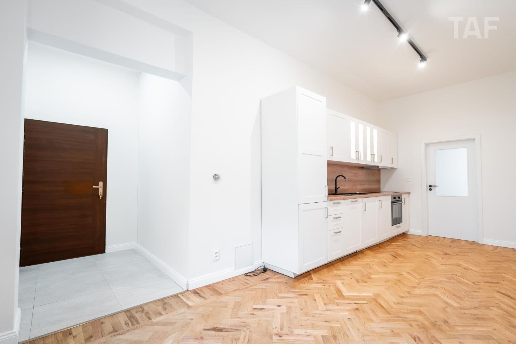 Predaj bytu 2-izbový 45 m², Plzeňská, Praha, Praha Predaj bytu 2-izbový 45 m², Plzeňská, Praha, Praha