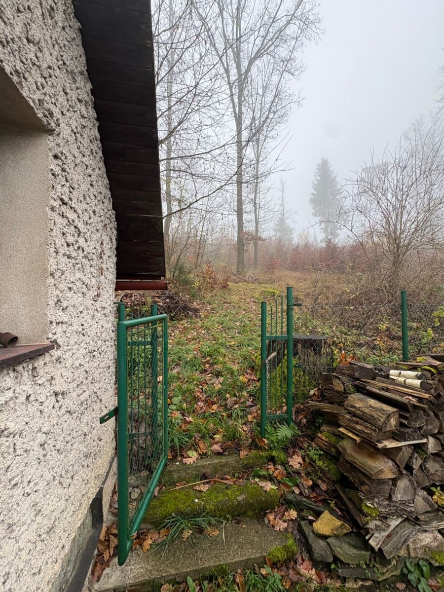 Predaj rekreačného objektu 48 m², pozemek 311 m², Studýnka, Nové Město nad Metují, Královéhradecký kraj Predaj rekreačného objektu 48 m², pozemek 311 m², Studýnka, Nové Město nad Metují, Královéhradecký kraj