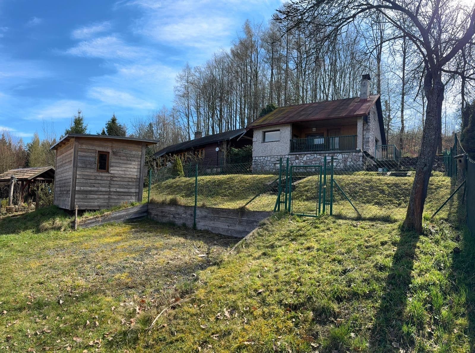 Predaj rekreačného objektu 48 m², pozemek 311 m², Studýnka, Nové Město nad Metují, Královéhradecký kraj Predaj rekreačného objektu 48 m², pozemek 311 m², Studýnka, Nové Město nad Metují, Královéhradecký kraj