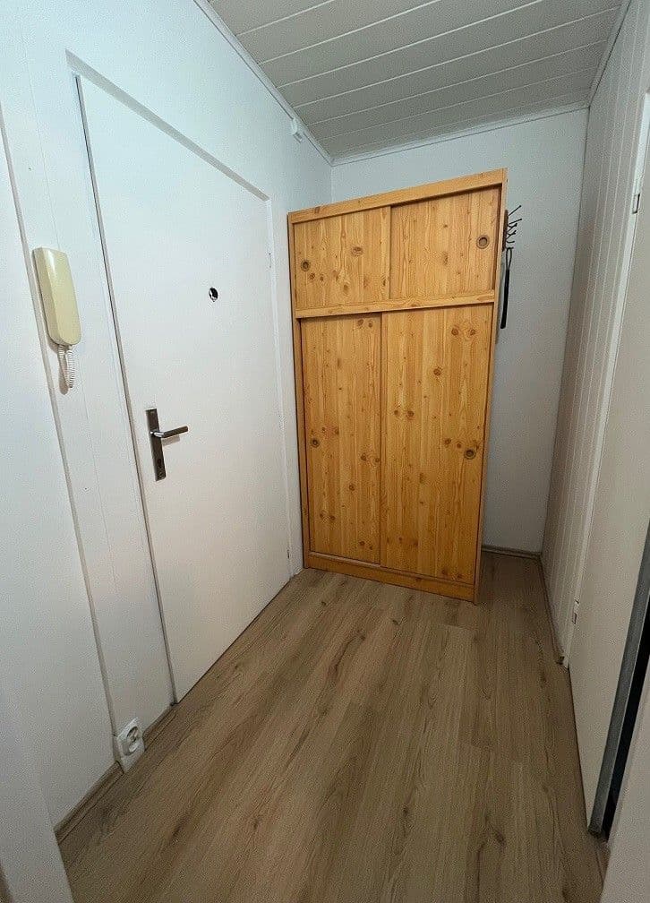 Prenájom bytu 1-izbový 30 m², Litoměřická, Praha, Praha Prenájom bytu 1-izbový 30 m², Litoměřická, Praha, Praha