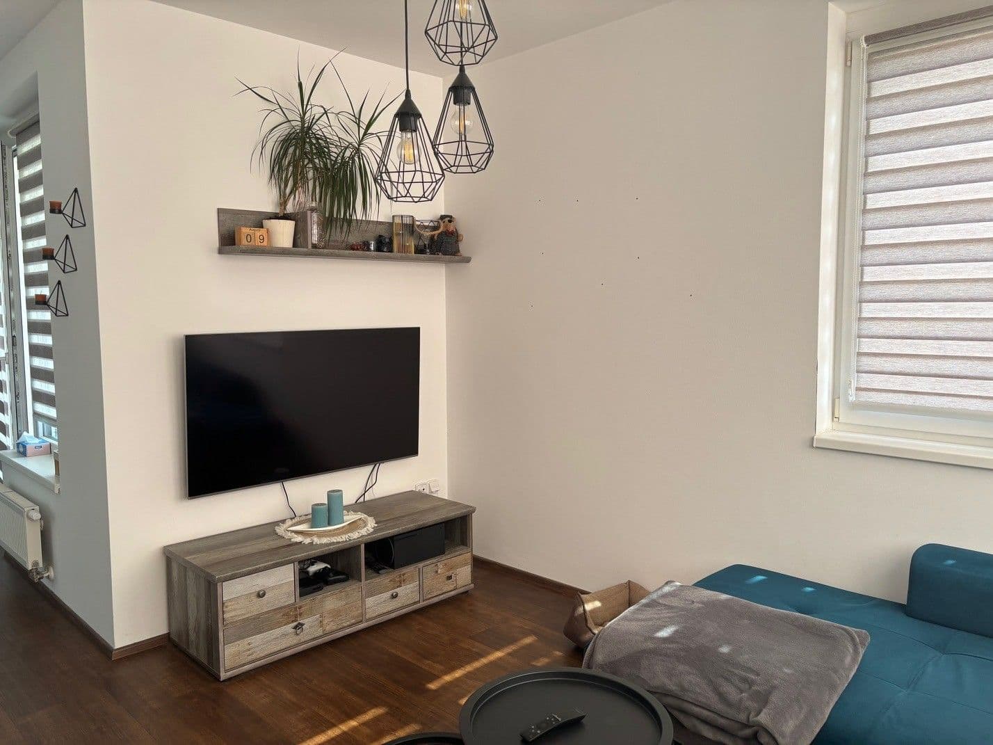 Prenájom bytu 2-izbový 55 m², Honzíkova, Praha, Praha Prenájom bytu 2-izbový 55 m², Honzíkova, Praha, Praha