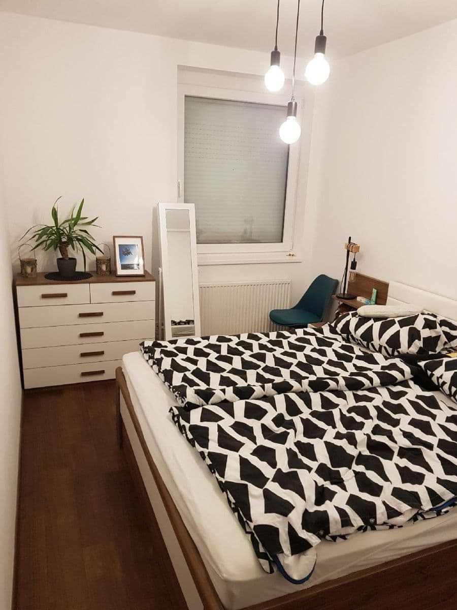 Prenájom bytu 2-izbový 55 m², Honzíkova, Praha, Praha Prenájom bytu 2-izbový 55 m², Honzíkova, Praha, Praha