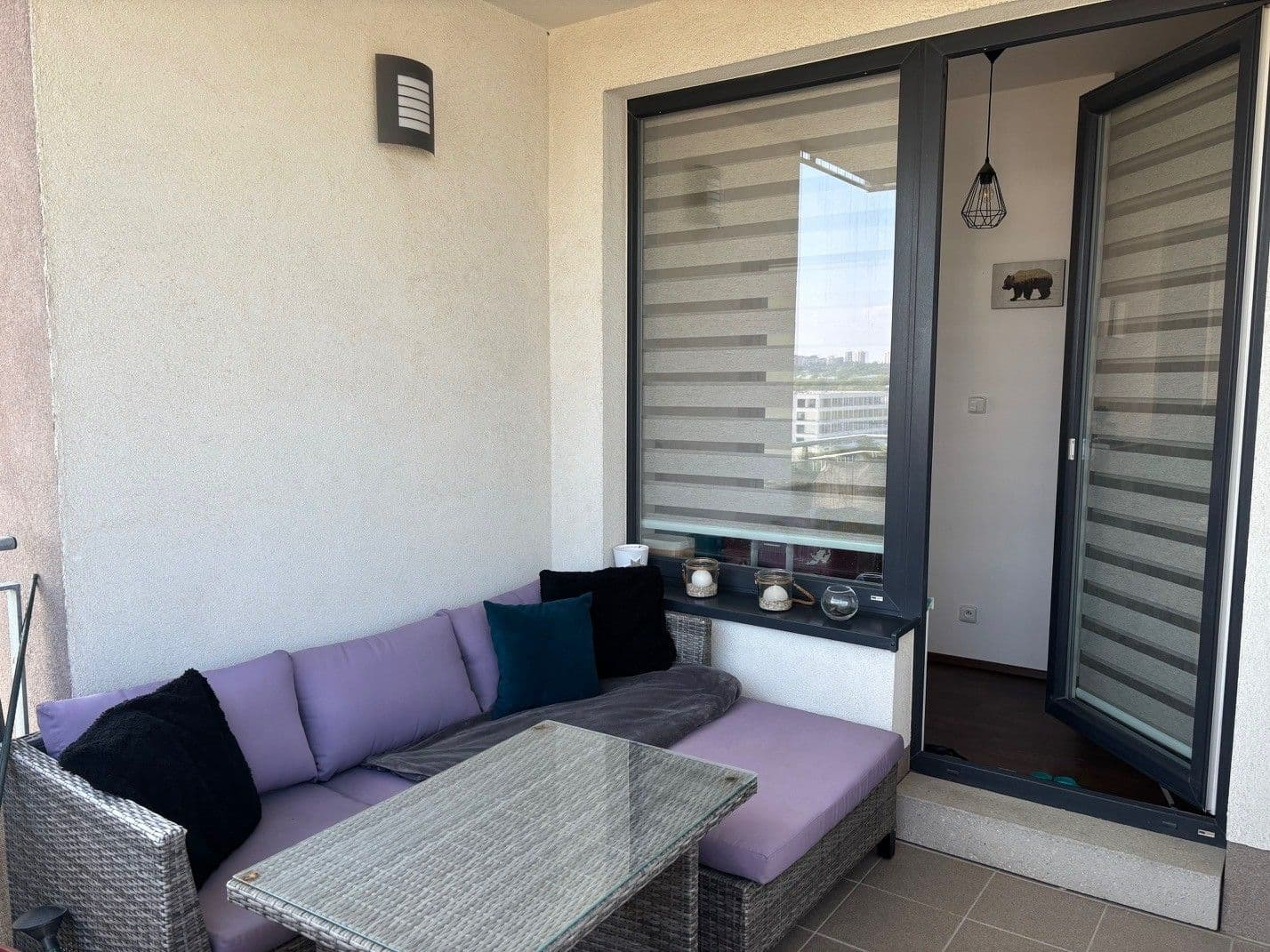 Prenájom bytu 2-izbový 55 m², Honzíkova, Praha, Praha Prenájom bytu 2-izbový 55 m², Honzíkova, Praha, Praha