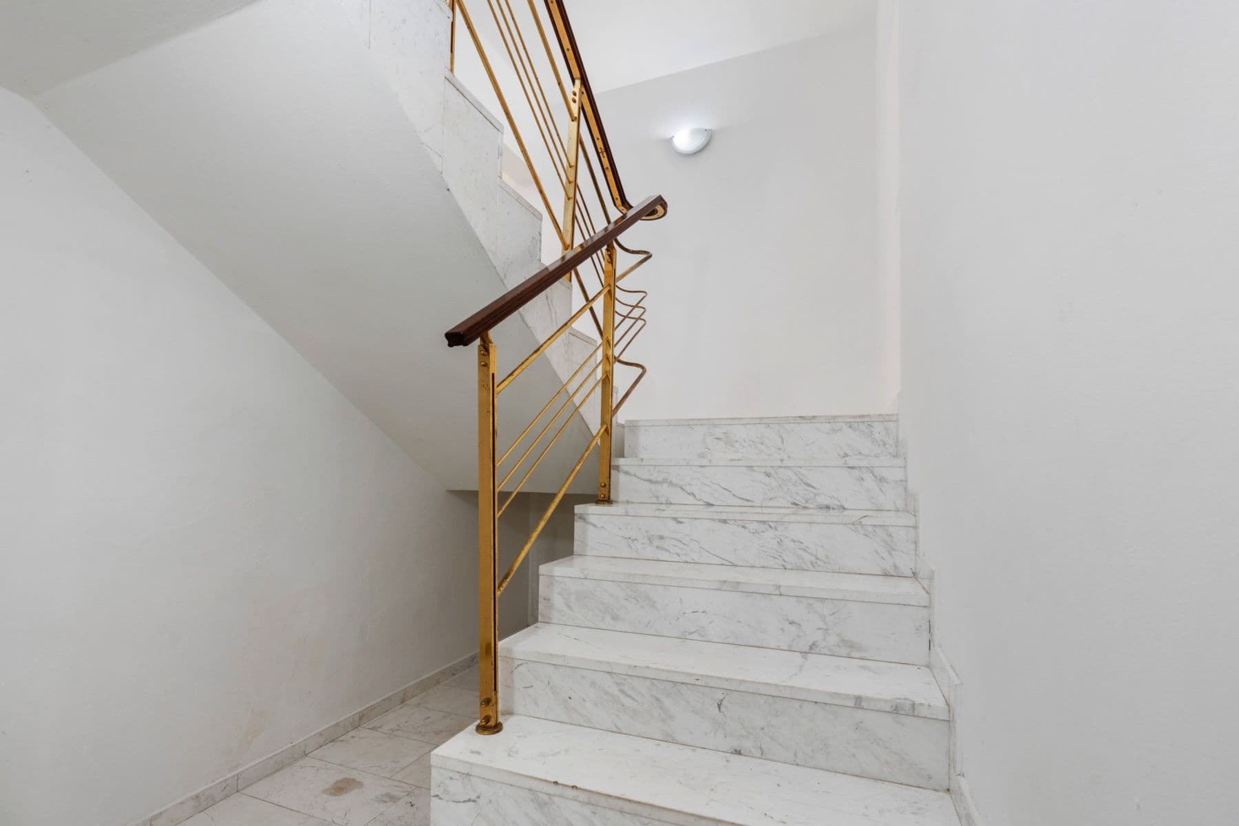 Prenájom bytu 750 m², Karla Tomáše, Praha, Praha Prenájom bytu 750 m², Karla Tomáše, Praha, Praha