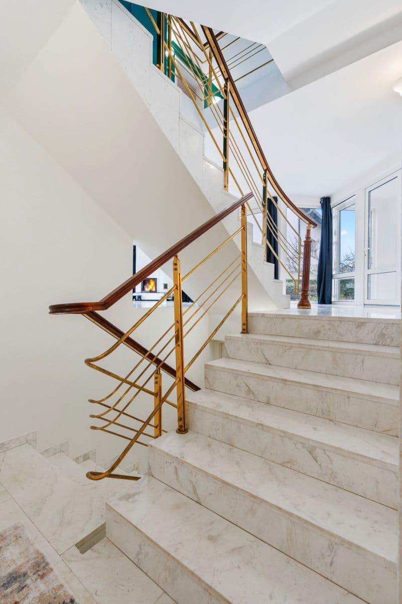 Prenájom bytu 750 m², Karla Tomáše, Praha, Praha Prenájom bytu 750 m², Karla Tomáše, Praha, Praha