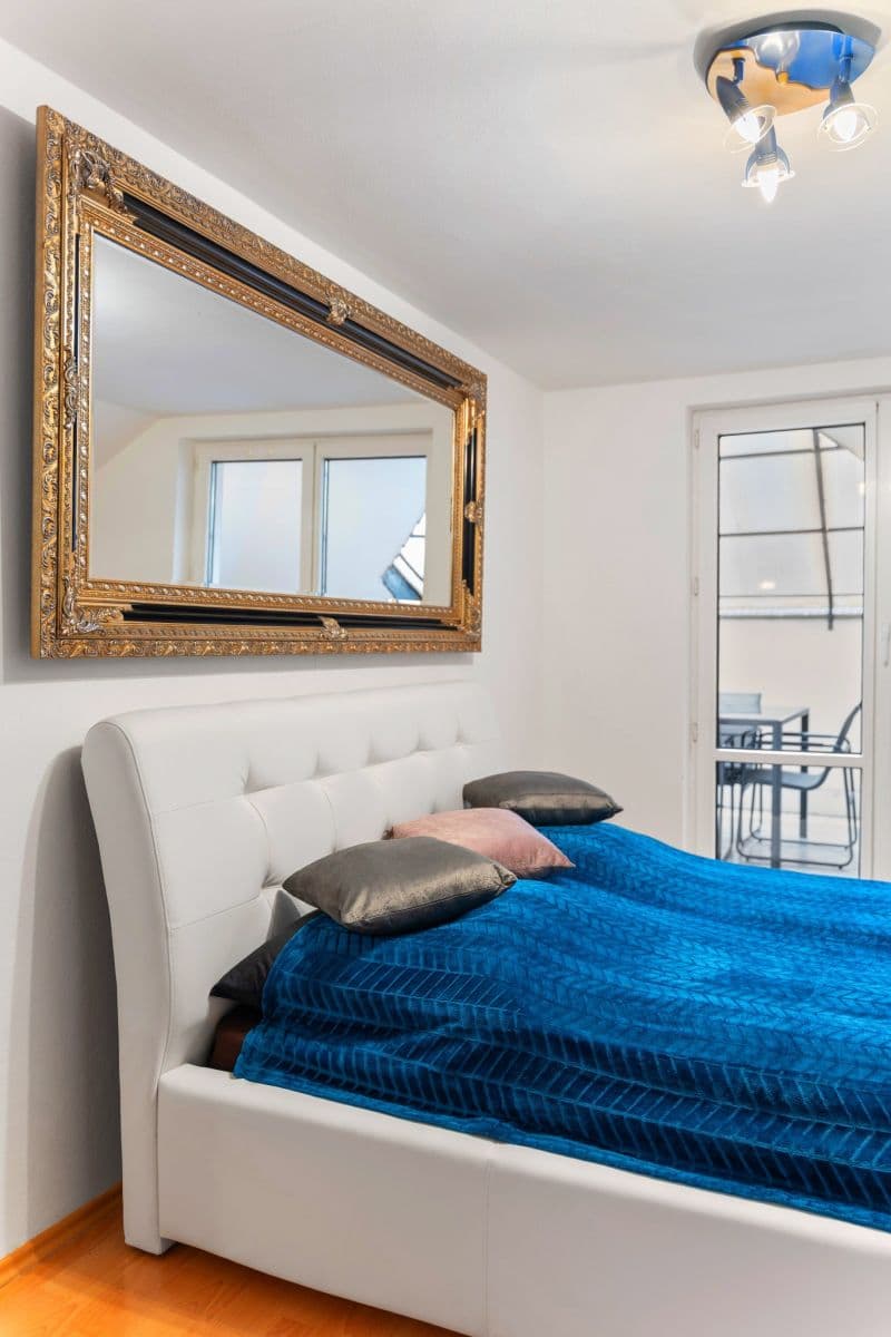 Prenájom bytu 750 m², Karla Tomáše, Praha, Praha Prenájom bytu 750 m², Karla Tomáše, Praha, Praha