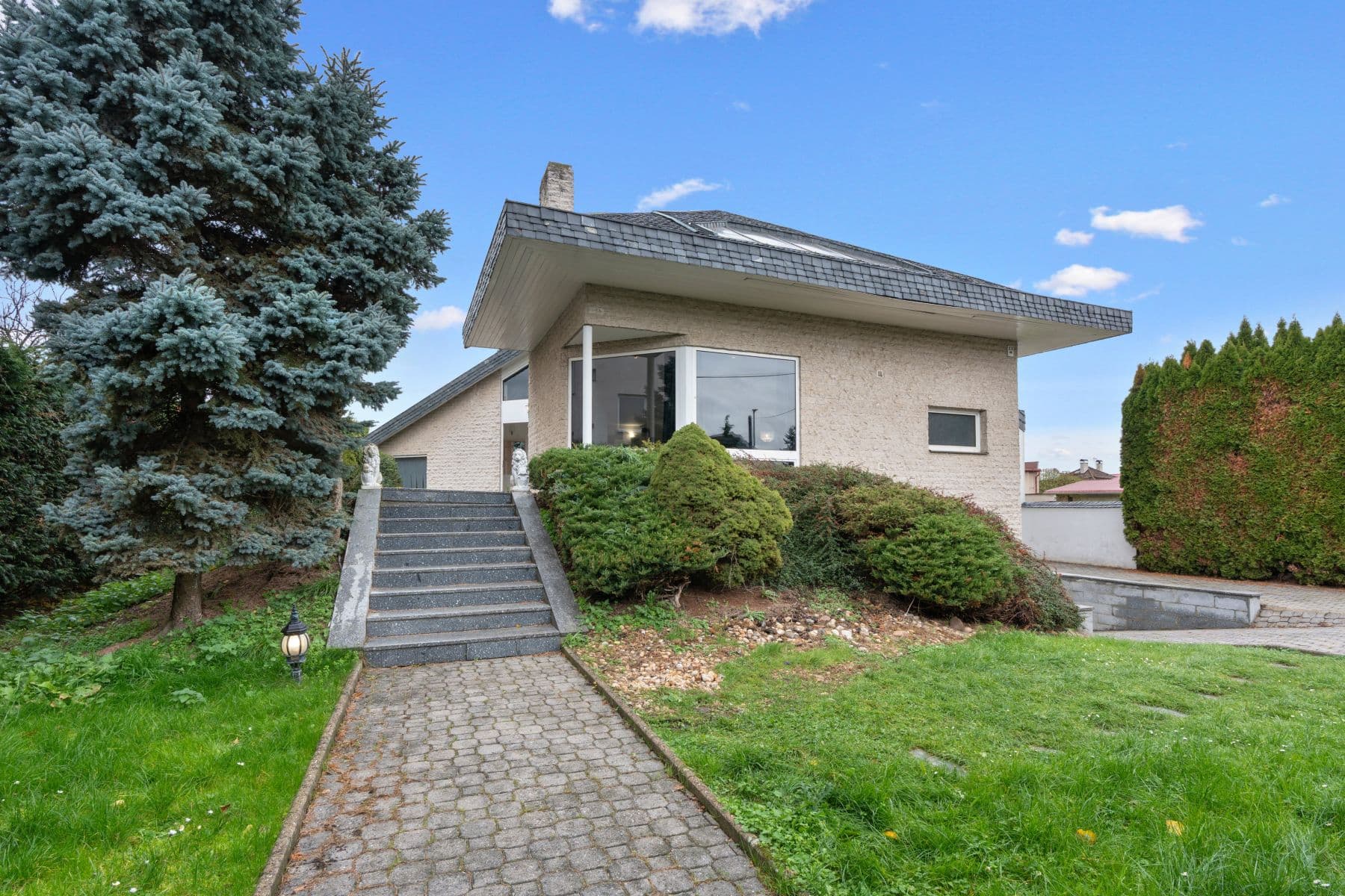 Prenájom bytu 750 m², Karla Tomáše, Praha, Praha Prenájom bytu 750 m², Karla Tomáše, Praha, Praha