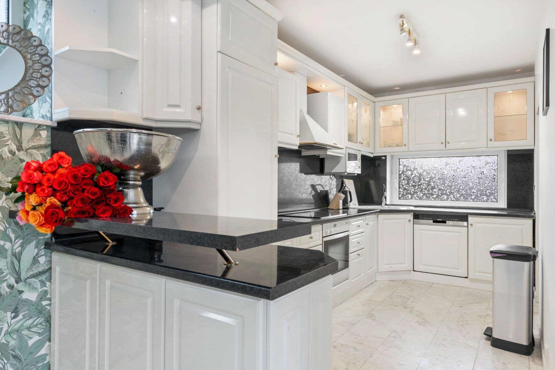 Prenájom bytu 750 m², Karla Tomáše, Praha, Praha Prenájom bytu 750 m², Karla Tomáše, Praha, Praha