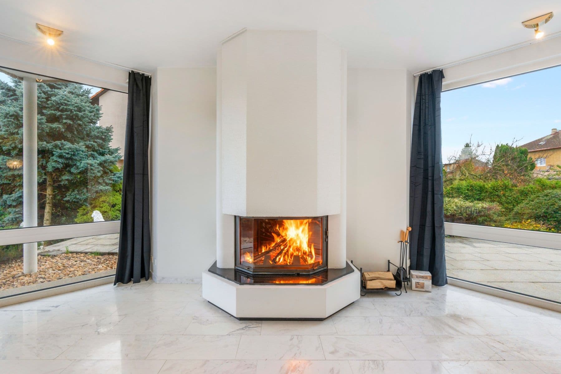 Prenájom bytu 750 m², Karla Tomáše, Praha, Praha Prenájom bytu 750 m², Karla Tomáše, Praha, Praha