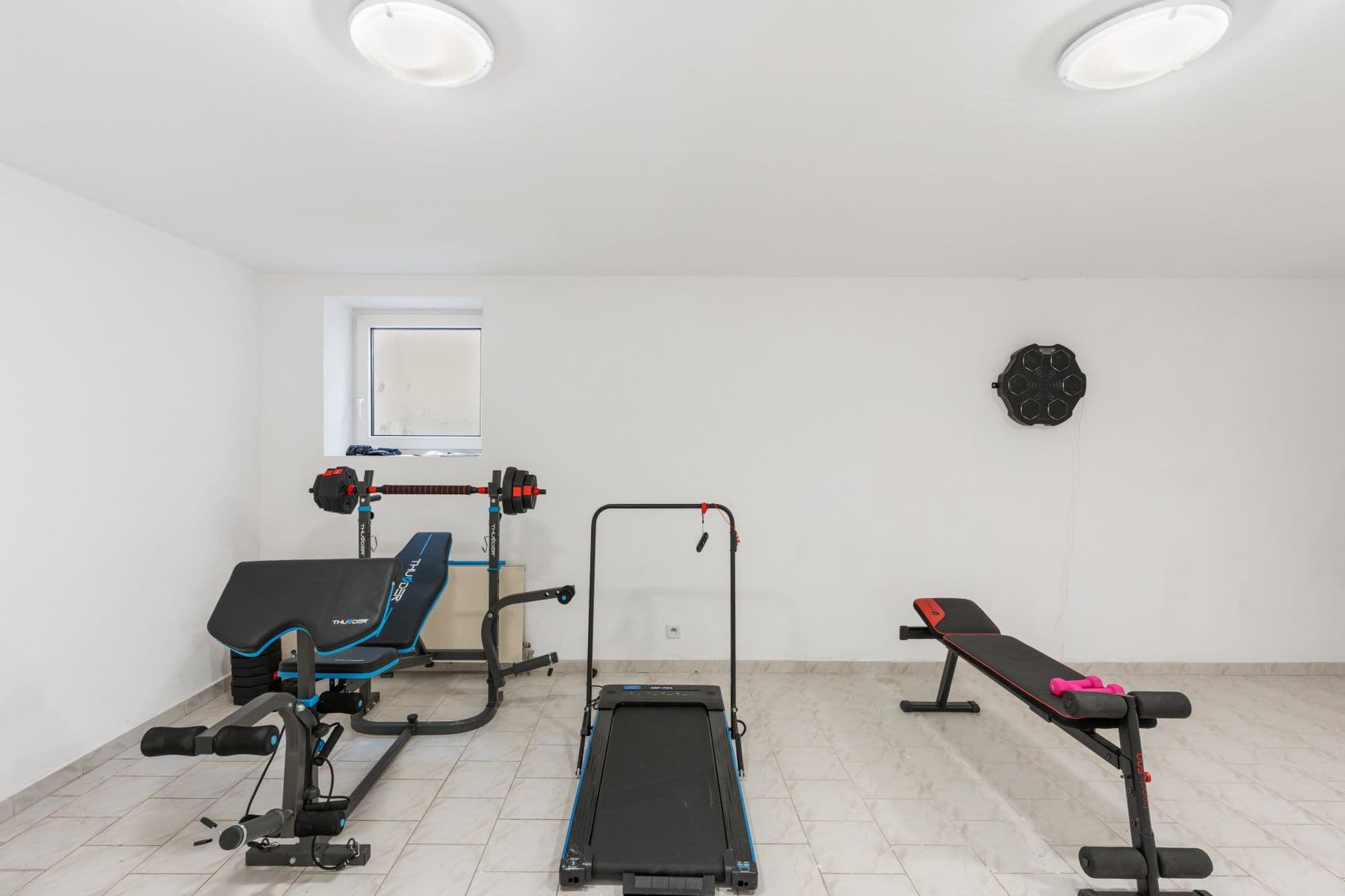 Prenájom bytu 750 m², Karla Tomáše, Praha, Praha Prenájom bytu 750 m², Karla Tomáše, Praha, Praha