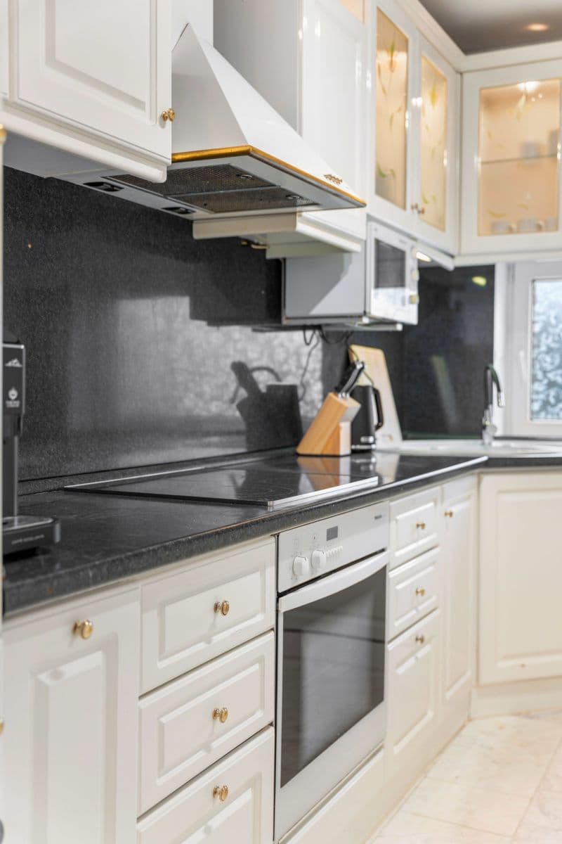 Prenájom bytu 750 m², Karla Tomáše, Praha, Praha Prenájom bytu 750 m², Karla Tomáše, Praha, Praha