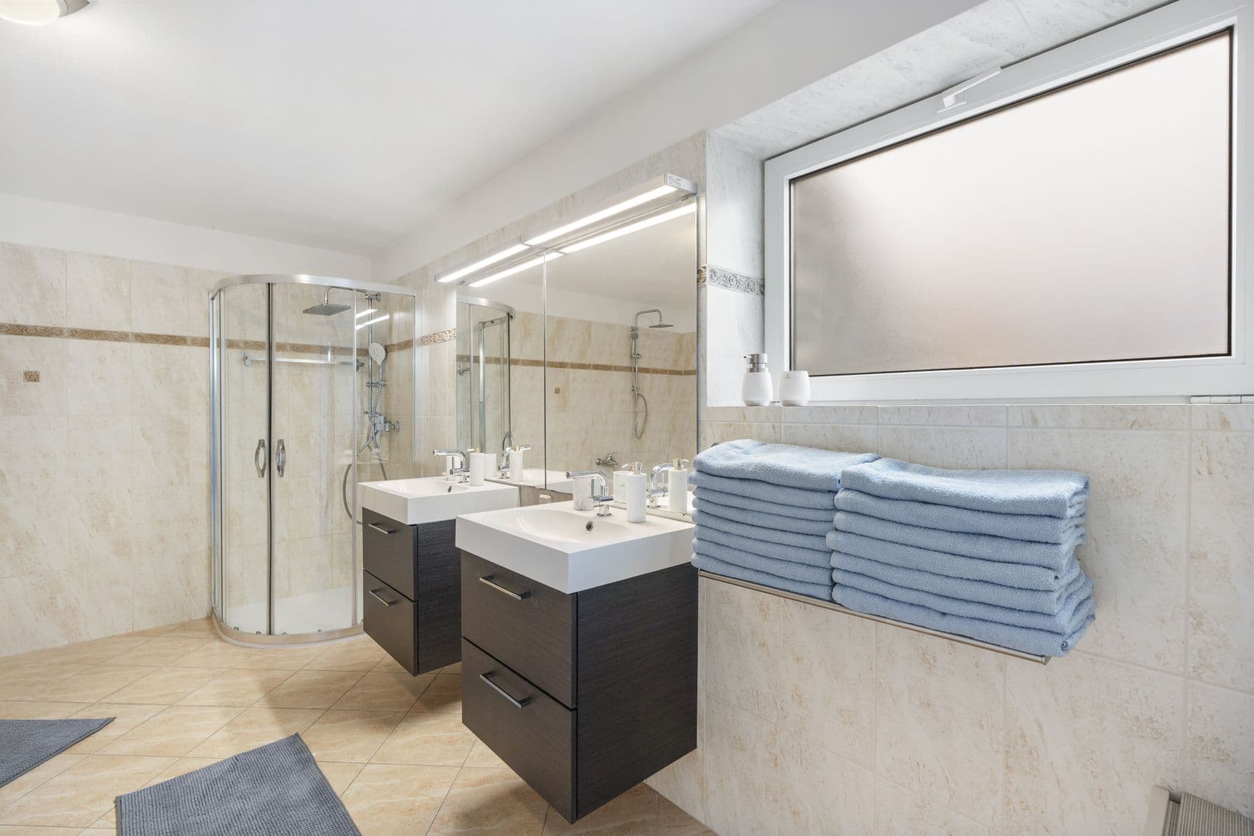 Prenájom bytu 750 m², Karla Tomáše, Praha, Praha Prenájom bytu 750 m², Karla Tomáše, Praha, Praha