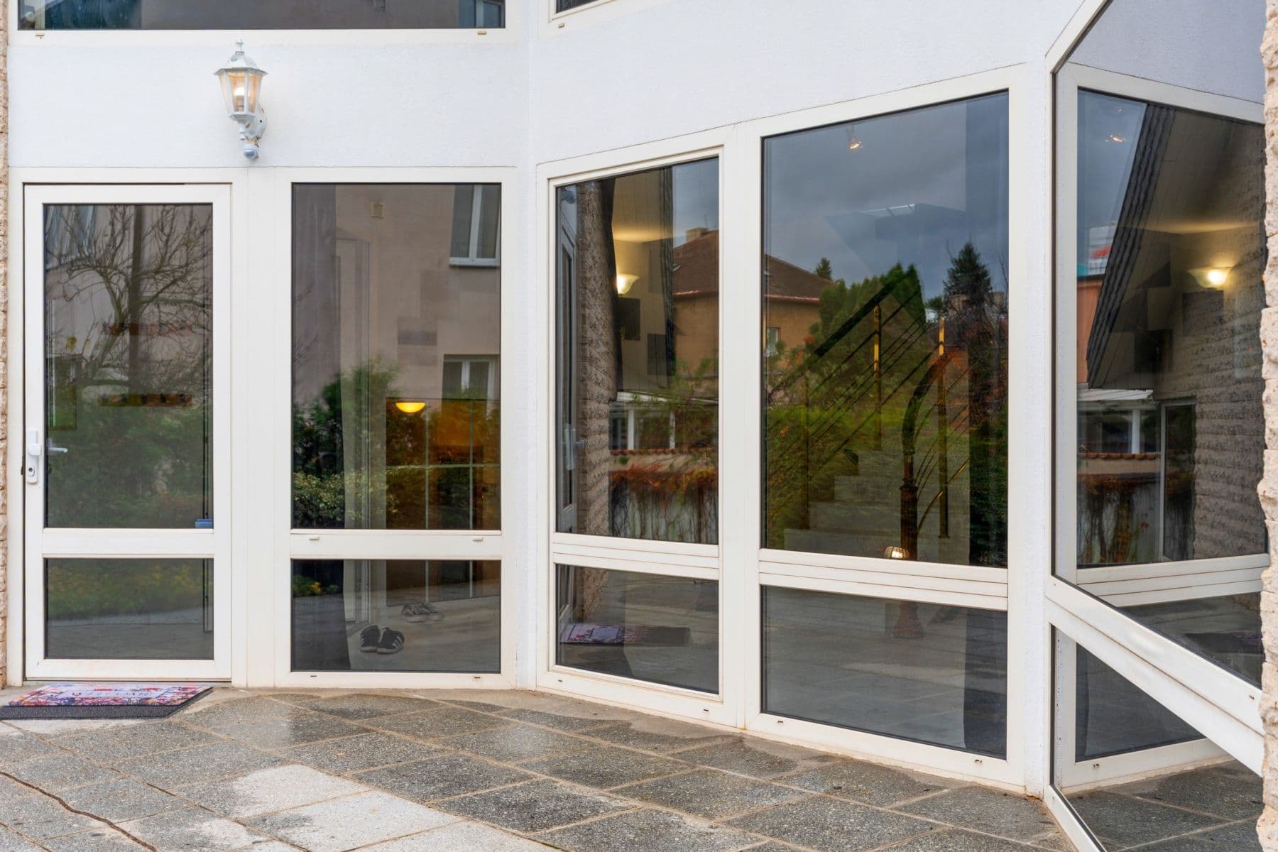 Prenájom bytu 750 m², Karla Tomáše, Praha, Praha Prenájom bytu 750 m², Karla Tomáše, Praha, Praha