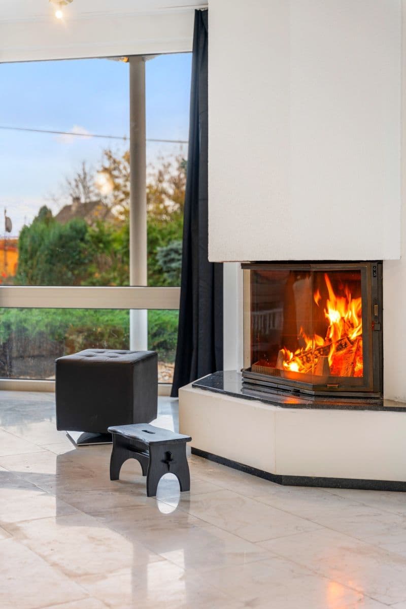 Prenájom bytu 750 m², Karla Tomáše, Praha, Praha Prenájom bytu 750 m², Karla Tomáše, Praha, Praha