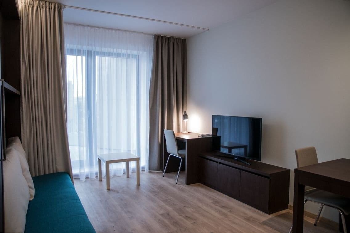 Prenájom bytu 1-izbový 30 m², Mukařovského, Praha, Praha Prenájom bytu 1-izbový 30 m², Mukařovského, Praha, Praha