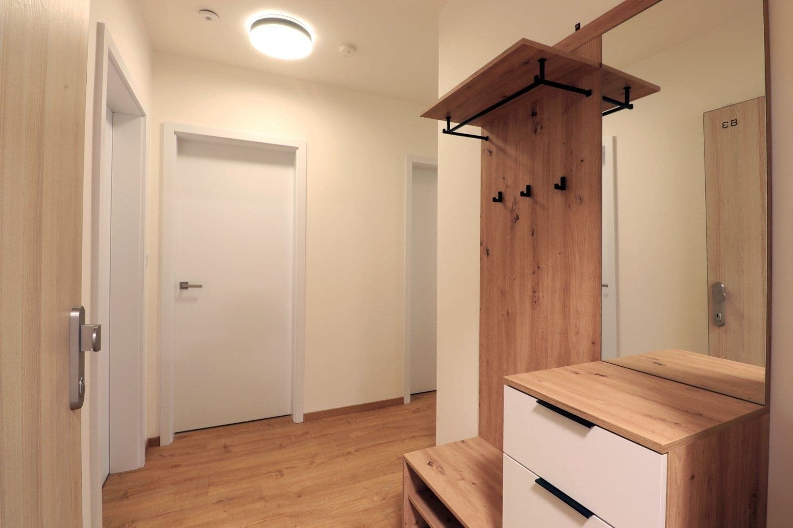 Prenájom bytu 3-izbový 75 m², Dagmar Burešové, Praha, Praha Prenájom bytu 3-izbový 75 m², Dagmar Burešové, Praha, Praha